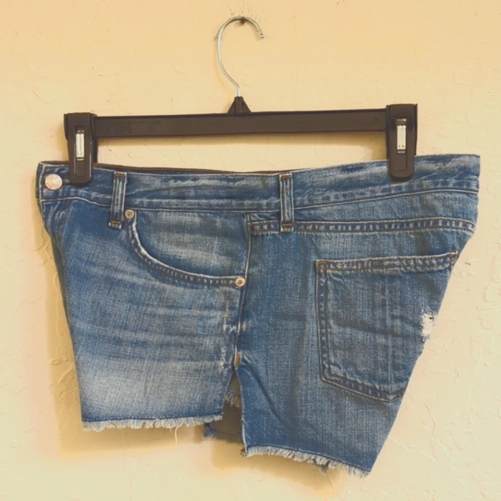 rag & bone Jean Cut Off Distressed Shorts in Chesapeake Size 31